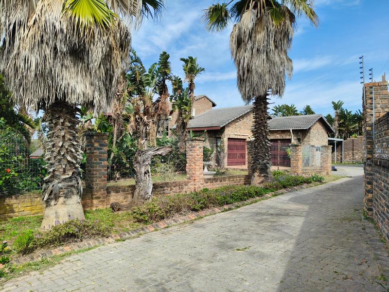 5 Bedroom Property for Sale in Oatlands North Eastern Cape
